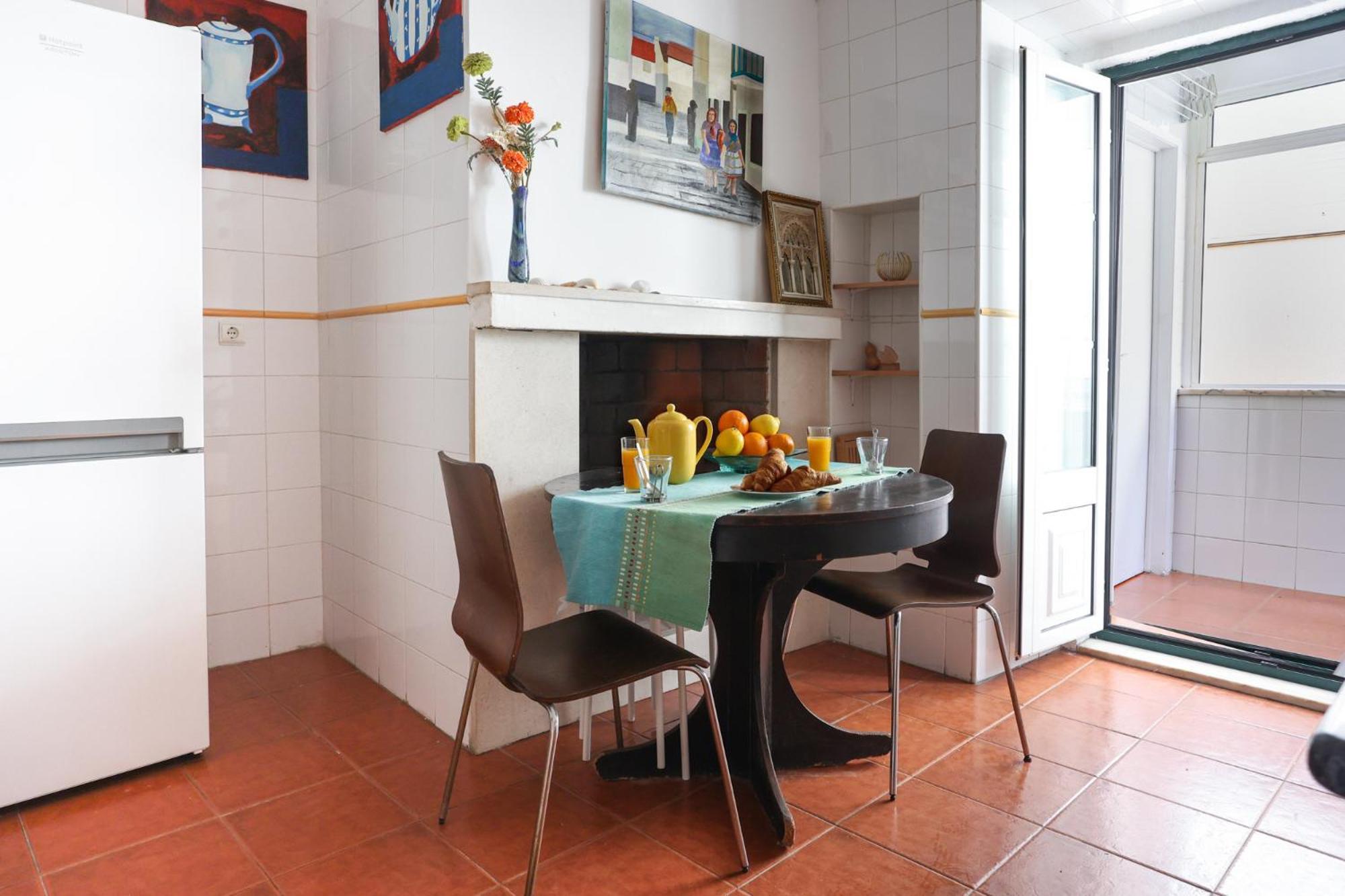City Center Apt In Lively Bairro Alto! Lisboa Extérieur photo